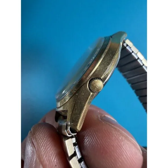 Vintage Seiko 5 23J Automatic Day Date Running Speidel USA 10K RGP Band - Picture 7 of 13